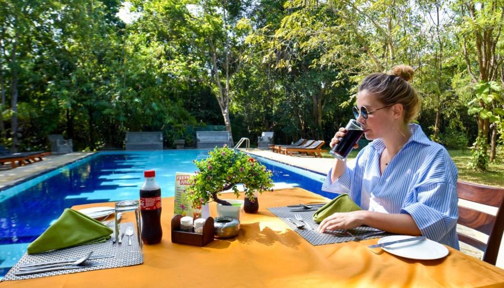 Jays Holiday Resort Habarana Kültér fotó